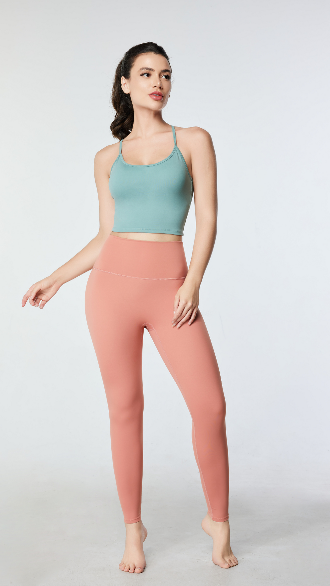 Essential Yoga Leggings with Back Pocket - Multiple Colors